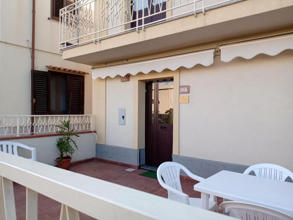 הוילה Gallico Marina Casa Cecilia מראה חיצוני תמונה